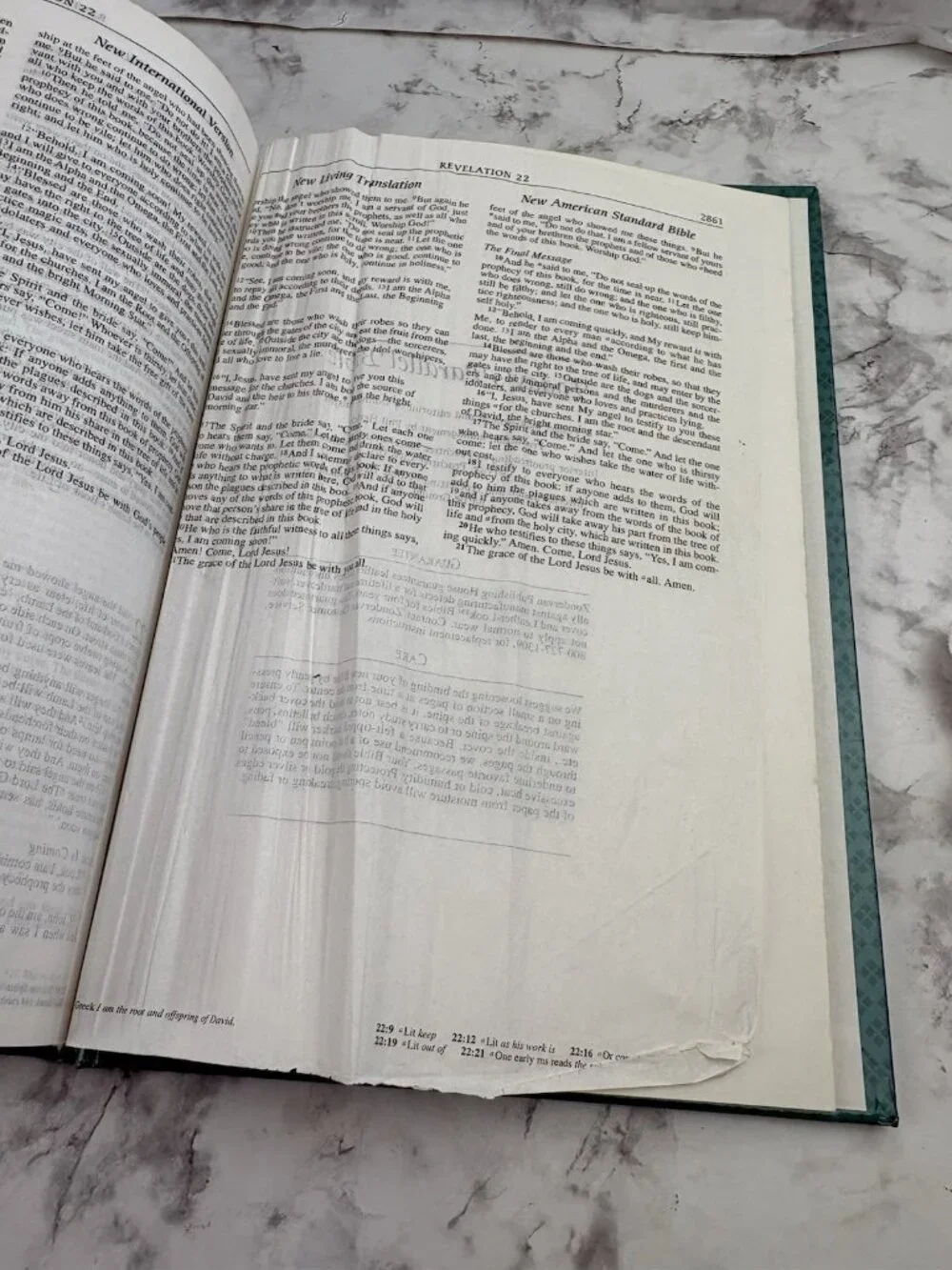 *TODAY'S PARALLEL BIBLE NIV Updated NASB KJV NLT Zondervan Hardcover Carry Case